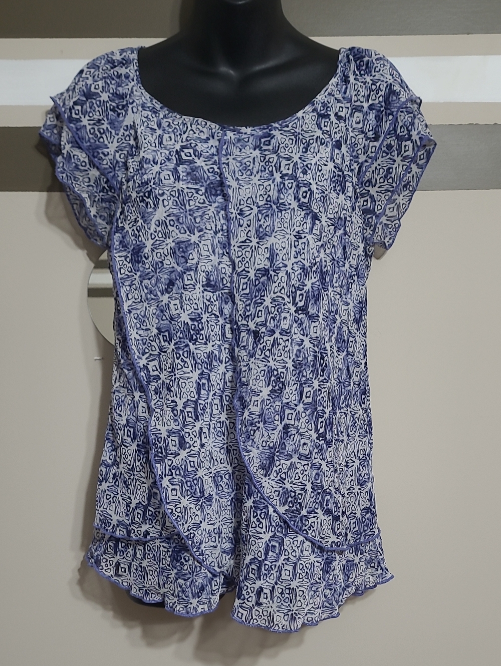 ⭐️Denver Hayes Sheer Blue Layered Abstract Print Short Sleeve Blouse Sz Med